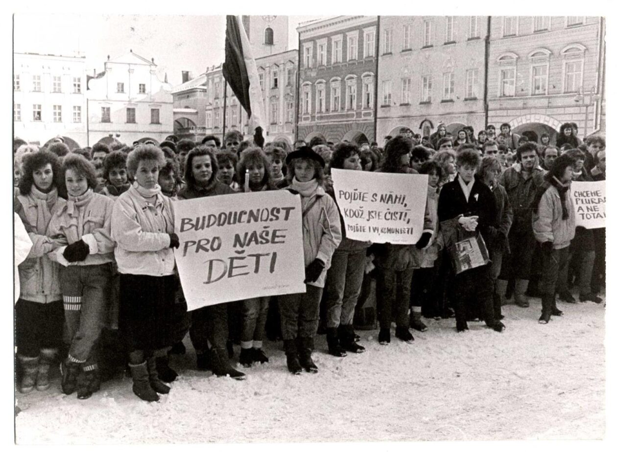 Film Havel s úvodním rozhovorem o 17. listopadu v Novém Jičíně