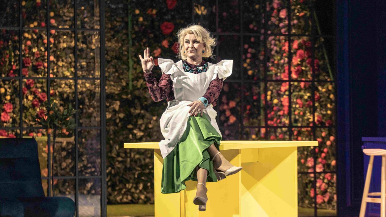 S Caroline v kuchyni