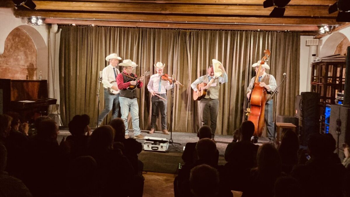 BG Cwrkot & RedNecky