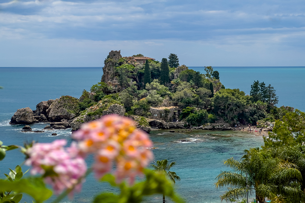 Sicílie - mezi ohněm a mořem