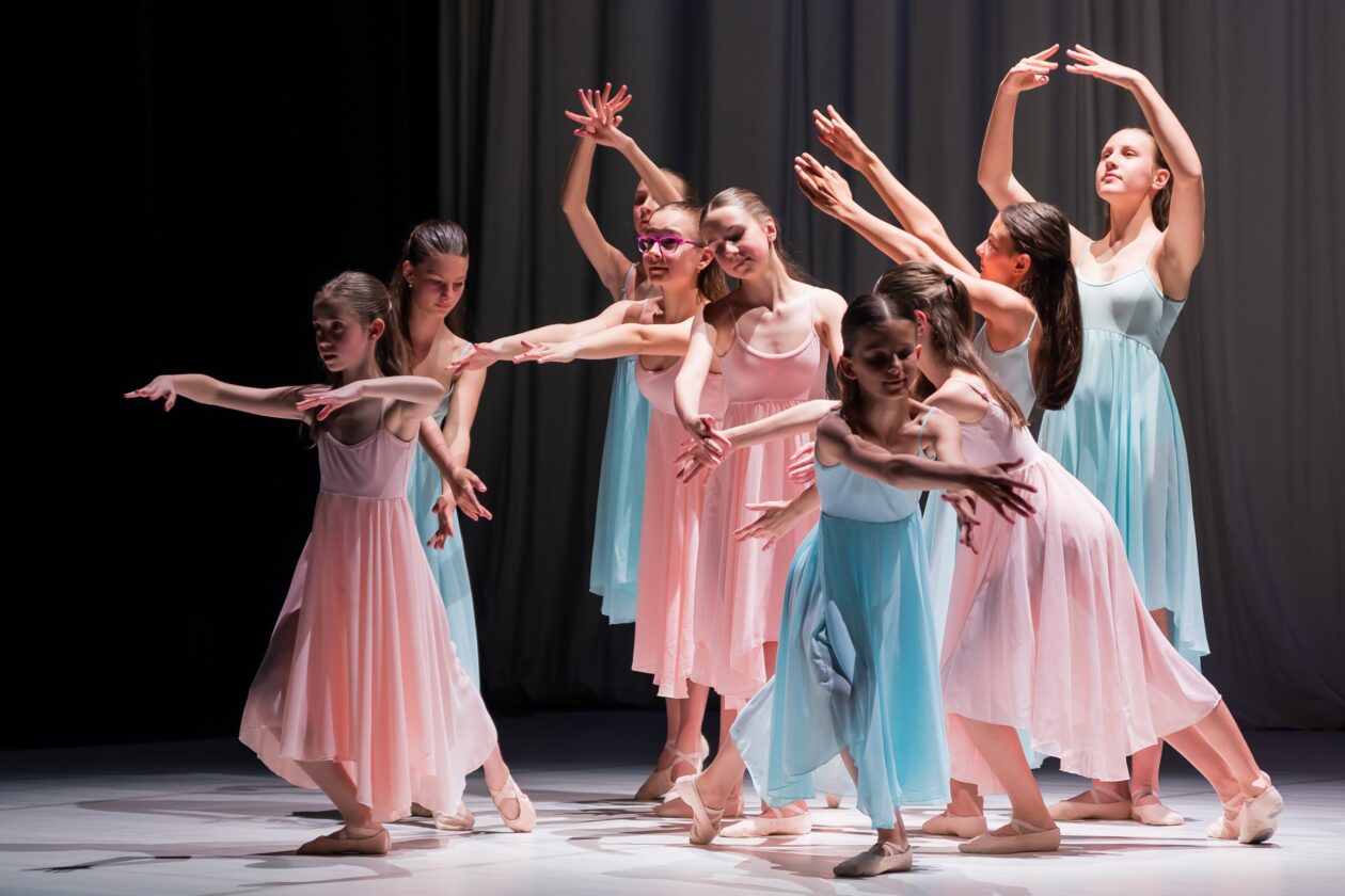 Dubnová taneční scéna