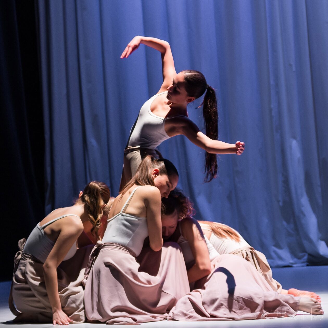 Dubnová taneční scéna